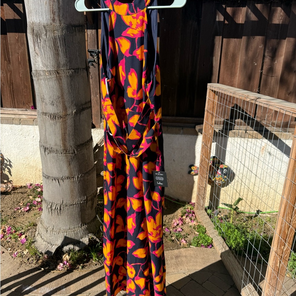 Lulu's Vibrant Floral dress in Black and Orange